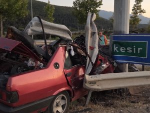 Kontrolden çıkan araç bariyere girdi: 1 ölü