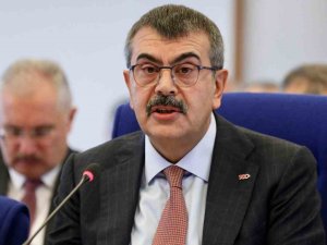 Bakan Tekin şimdi de ihalelerle gündemde