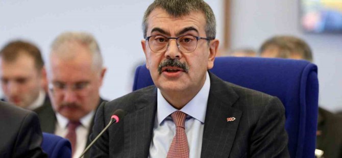 Bakan Tekin şimdi de ihalelerle gündemde