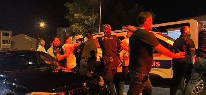 Polis kavgayı biber gazıyla ayırabildi