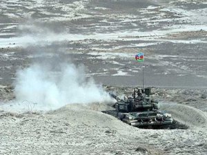Ermenistan’a ait tank imha edildi