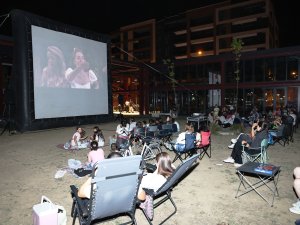 Pancar Deposu'nda sinema keyfi