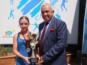 Nilüfer’de genç raketler mücadele etti