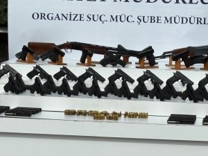 İstanbul'da 'motosikletli çete' operasyonu