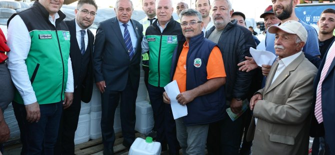 Büyükşehir’in sıvı gübresi üreticinin gözdesi oldu