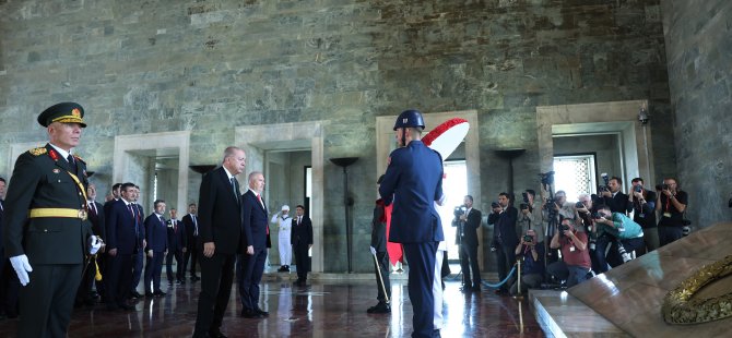 Devlet erkanı Anıtkabir’de