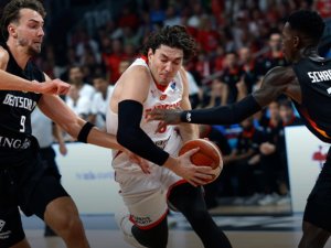 A Milli Erkek Basketbol Takımı, Avrupa ikincisi oldu
