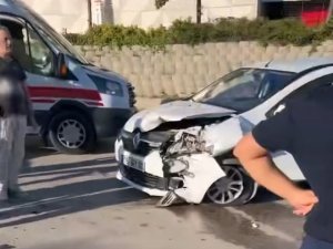 Bursa'da kafa kafaya çarpıştılar! 4 yaralı