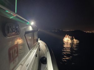 20 düzensiz göçmen kurtarıldı