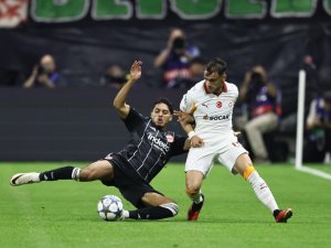 Galatasaray'dan kötü başlangıç! Frankfurt'a 5-1 kaybetti