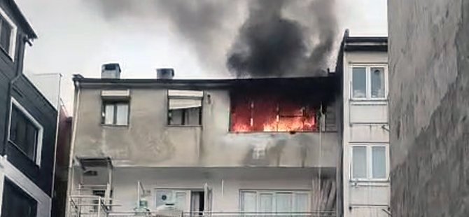 Bursa'da 4 katlı apartmanda çıkan yangın panik yaşattı