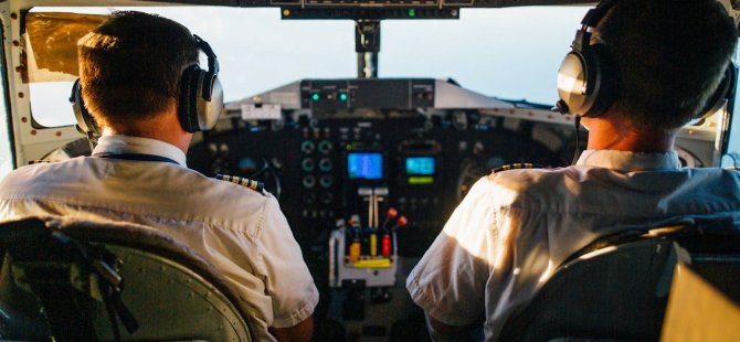 Pilotların kaçakçılık için kurdukları WhatsApp gurubu ifşa oldu