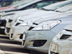 Araç alacaklar dikkat! Gümrük vergileri değişti, fiyatlar artacak