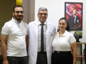 Bursa'da genç kadının karnından 2 kilo 700 gram kitle çıktı