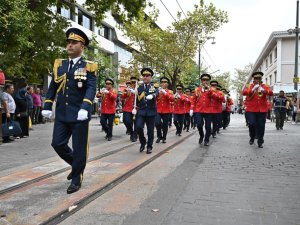 Bursa’da hem çok renkli hem çok sesli festival