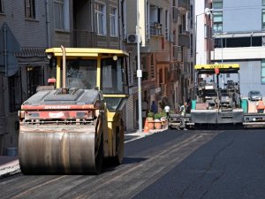 Osmangazi’de 160 ton asfalt döküldü