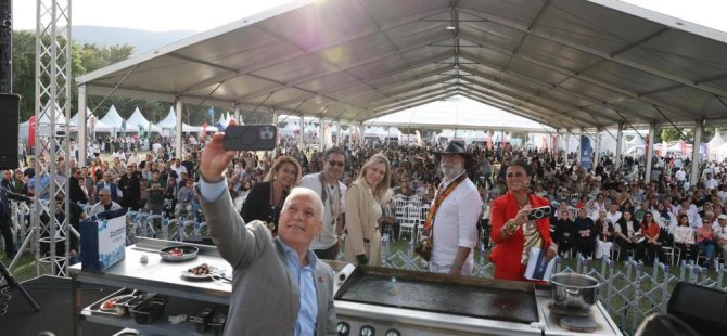 Bursa'nın gastronomi şölenine usta şeflerden tam not