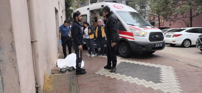 Bursa'da yaşlı adam sokakta ölü bulundu
