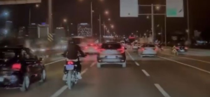 Bursa'da otomobilin çarptığı motosikletli böyle savruldu