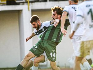 Bursaspor tepetaklak!