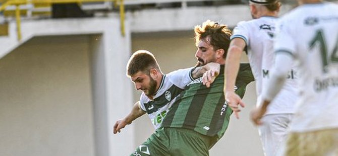 Bursaspor tepetaklak!
