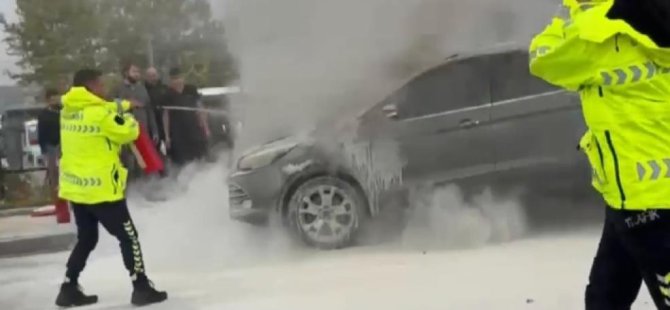 Bursa'da seyir halinde alev aldı! İlk müdahale polislerden