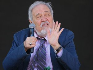 İlber Ortaylı'dan korkutan açıklama: Bu rahatsızlık öncekilere benzemiyor
