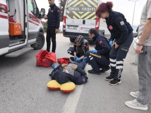 Bursa'da korkutan kaza! Servis minibüsü çarptı