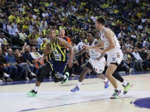 Fenerbahçe, Euroleague'de tepetaklak!  Dubai Basketbol'dan fark yedi