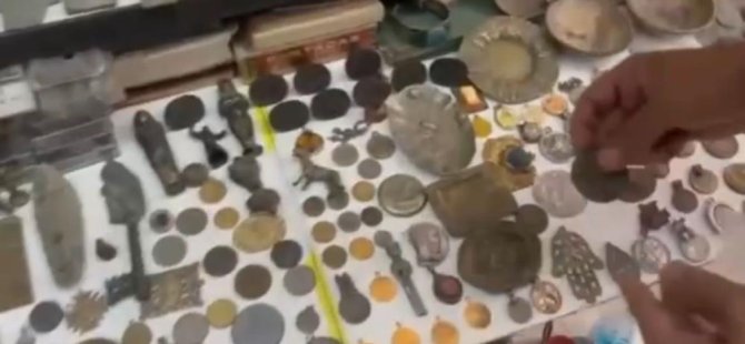 Bursa'da define acılarına darbe! Yatak odasından hazine çıktı