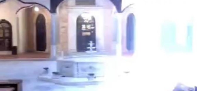 Bursa'da 596 yıllık tarihi camiye yıldırım böyle düştü!