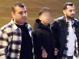 Bursa'da 8 ayrı suçtan aranıyordu, çalıntı motosikletle yakalandı