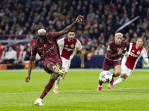 Victor Osimhen’den hat-trick