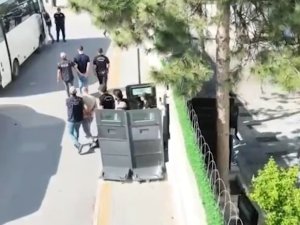 Bursa dahil 45 ilde FETÖ baskını! 178 gözaltı