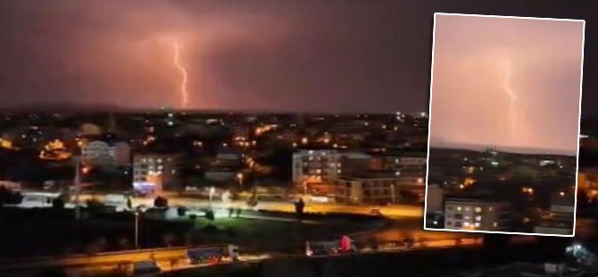 Bursa'da şimşekler geceyi gündüze çevirdi