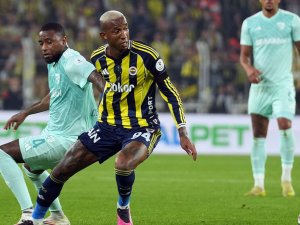 Zirvede puan farkı 1'e indi! Fenerbahçe evinde hata yapmadı