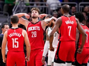 Alperenli Houston Rockets, Milwaukee Bucks’ı 122-115 yendi