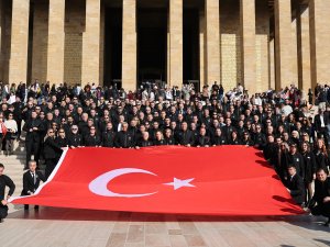 Bursa Büyükşehir Ata'sının huzurunda