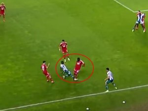 Bahis oynadığı ortaya çıkan futbolcunun gördüğü kart olay oldu