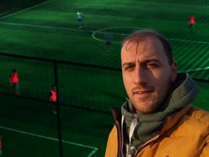 Bursa'da halı sahada 3 çocuk basası kalbine yenildi