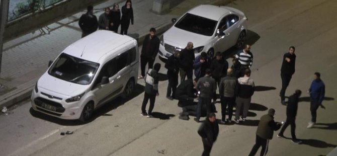 Bursa’da motosiklet sürücüsü 3 araca çarpıp yaralandı