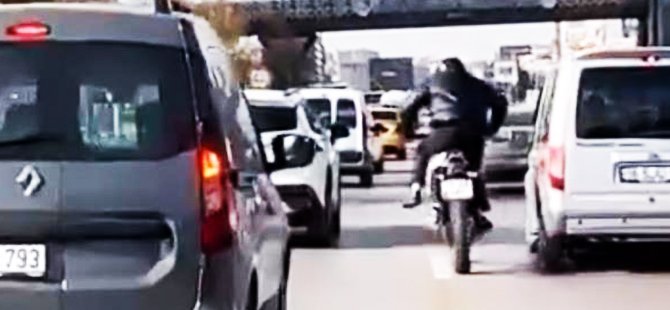 Görüntüler Bursa'dan... Motosikleti at sürer gibi sürdü