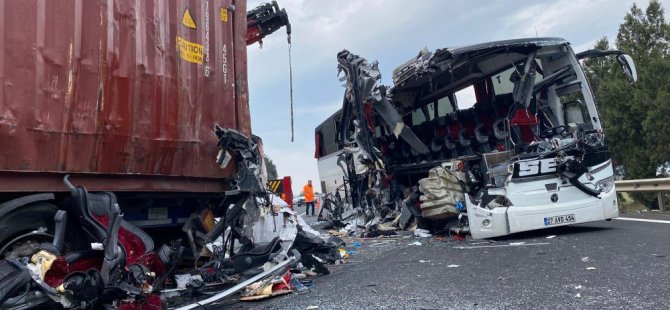 Katliam gibi kaza! 7 ölü...