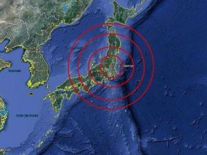 Japonya’da 6.7'lik deprem! Tsunami uyarısı yapıldı