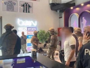 Oyuncak silahla TV kanalını basmıştı! Savunması şoke etti