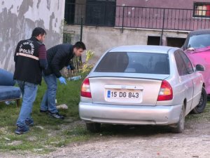 Bursa'da emanet verdiği araç kurşunlandı