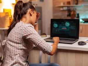 Korsan filmlerde casus yazılıma dikkat!