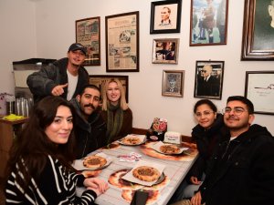 Bursa’nın dünyaca ünlü lezzetlerini ilk kez denediler