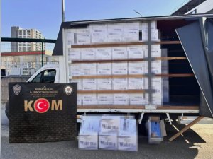 Bursa'da 3 milyon 410 makaron ele geçirildi