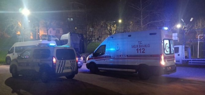 Bursa'da bıçaklı kavga: 2 yaralı